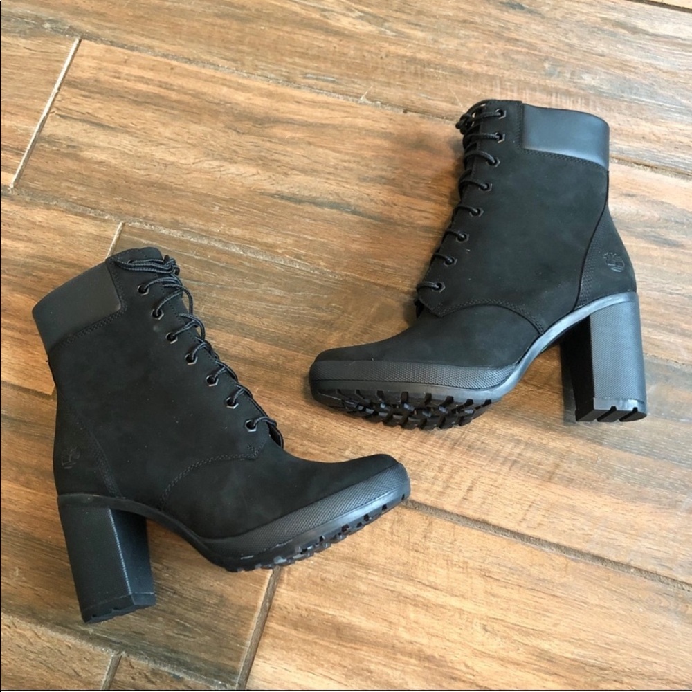 Timberland Leather Lace-Up Tractor Platform Boots - Picture 12 of 16